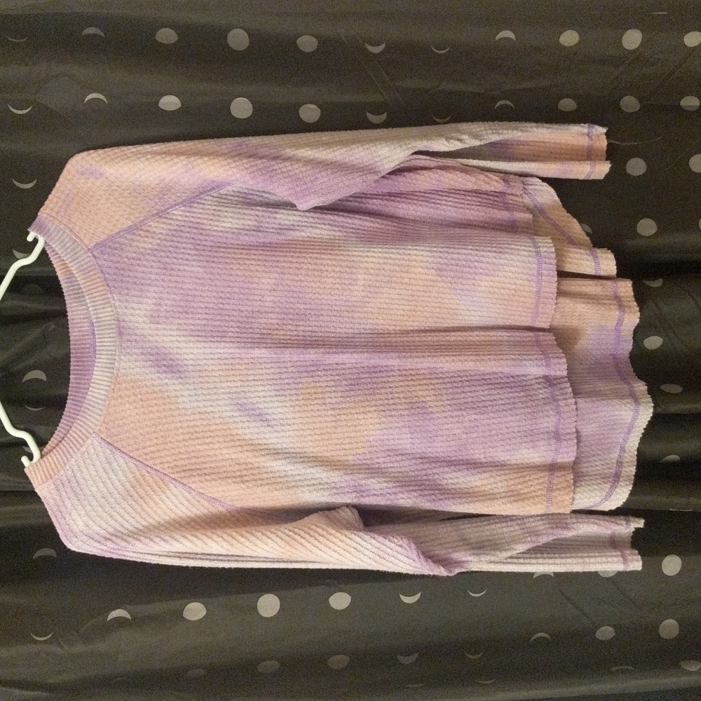 Medium long sleeves tye dye crop top